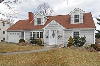 5 Uncatena Ave, Worcester, MA 01606