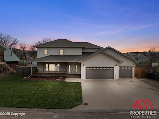 226 Pine St, Hulett, WY 82720