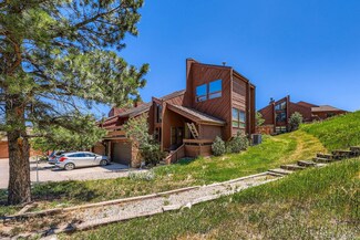 4484 Juniper Ct, Larkspur, CO 80118
