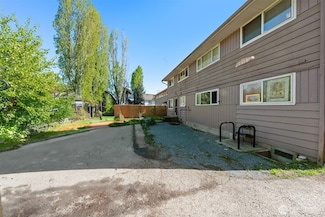 8322 Wabash Ave S, Seattle, WA 98118