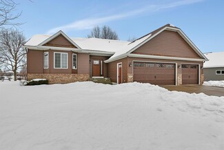 1917 7th St N, Sartell, MN 56377