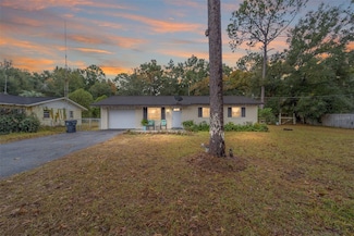 3180 NE 49th St, Ocala, FL 34479