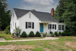 11 Swan Ave, Rumson, NJ 07760