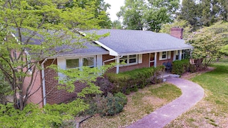 2311 Holly Ave, Buena Vista, VA 24416