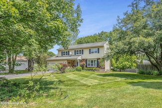 228 Vincenza Ln, Schenectady, NY 12303