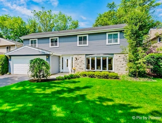911 N Quince Ln, Mount Prospect, IL 60056