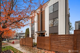 937 N 87th St Unit A, Seattle, WA 98103