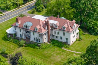 673 Spring St, Manchester, CT 06040