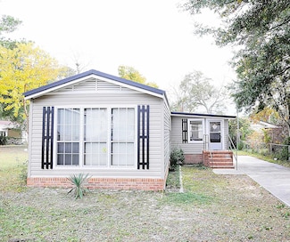 4514 Curlew St, North Myrtle Beach, SC 29582