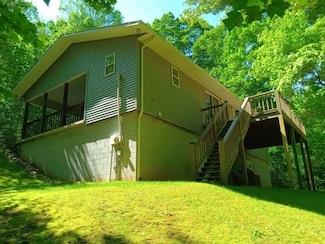 27 Shadow Ln, Murphy, NC 28906