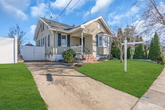 9 Albourne St, South River, NJ 08882