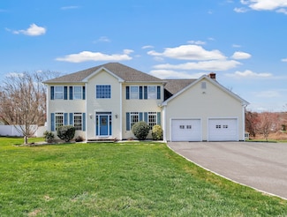 71 Old Dairy Ln, Shelton, CT 06484