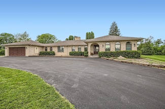 406 Lauder Ln, Inverness, IL 60067