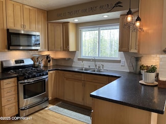 22909 Green Garden Dr, Chugiak, AK 99567