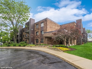 522 E Algonquin Rd Unit 200, Schaumburg, IL 60173