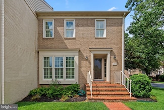 10794 Brewer House Rd, Rockville, MD 20852