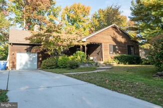 21 Christian Ln, Cherry Hill, NJ 08002