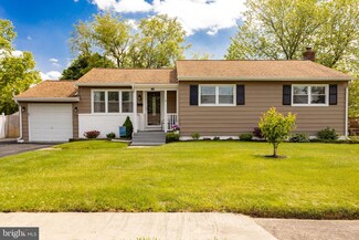 736 Smith Ln, Westampton, NJ 08060