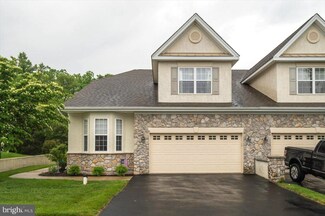 532 Hodgson Cir, West Grove, PA 19390