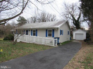 216 E 6th St, Laurel, DE 19956