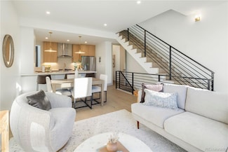 1232 S Zenobia St Unit 7, Denver, CO 80219