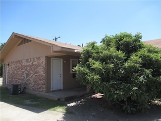 1124 N Center St, Arlington, TX 76011