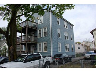 33 Chambers St, Providence, RI 02907