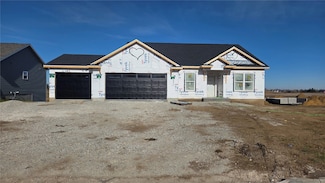 222 Mccarran Ave NE, Cedar Rapids, IA 52302