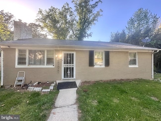 5729 Joan Ln, Temple Hills, MD 20748