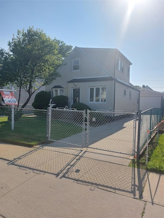 11 John Ave, Elmont, NY 11003