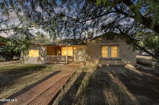 8405 Pinon St, El Paso, TX 79907