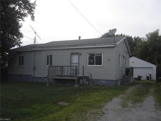 689 Bettes Ave, Akron, OH 44310