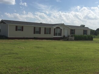 213845 E County Road 39, Mooreland, OK 73852