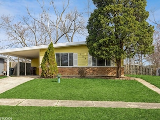 304 Seneca St, Park Forest, IL 60466