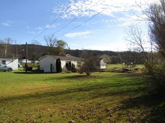 103 Hopwood Coolspring Rd, Hopwood, PA 15445