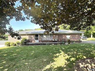 104 Harwood Dr, Gadsden, AL 35901