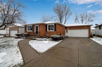155 N Transit Hill Dr, Depew, NY 14043