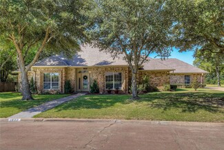 1600 Overlook Dr, Kaufman, TX 75142
