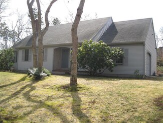 11 Eagles Nest Rd, Harwich, MA 02645