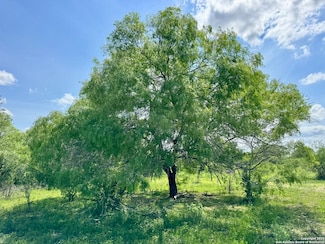000 Old Saint Marys Rd, Beeville, TX 78102
