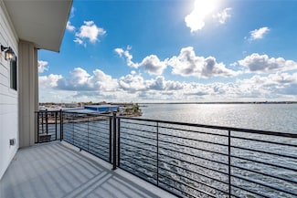 4405 Davis Ln, Seabrook, TX 77586