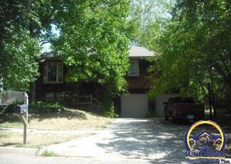 4438 SE Maryland Ave, Topeka, KS 66609