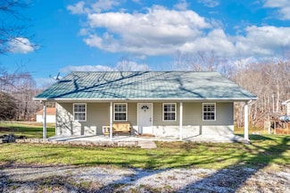 211 Ridgeway Dr, Morehead, KY 40351