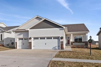 6533 NE 8th Ct, Des Moines, IA 50313