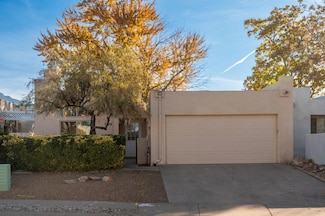 7104 Leslynne Dr NE, Albuquerque, NM 87109