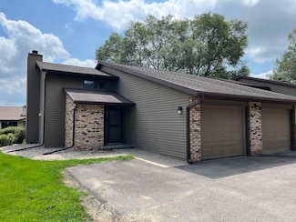 844 Hemlock Dr Unit 844, Verona, WI 53593