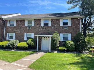1463 Willard Ave Unit A, Newington, CT 06111