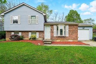 1360 Firethorne Dr, Mason, OH 45040