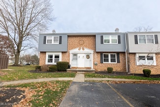 662 Smokerise Dr, Medina, OH 44256