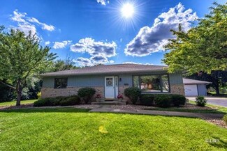 5620 Chase Ave, Downers Grove, IL 60516